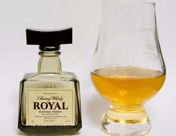 Сантори виски Royal